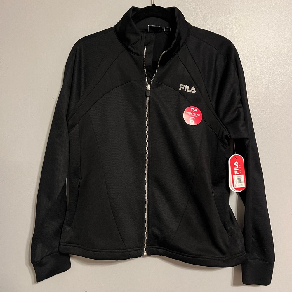 🪴NWT Fila Zip Up